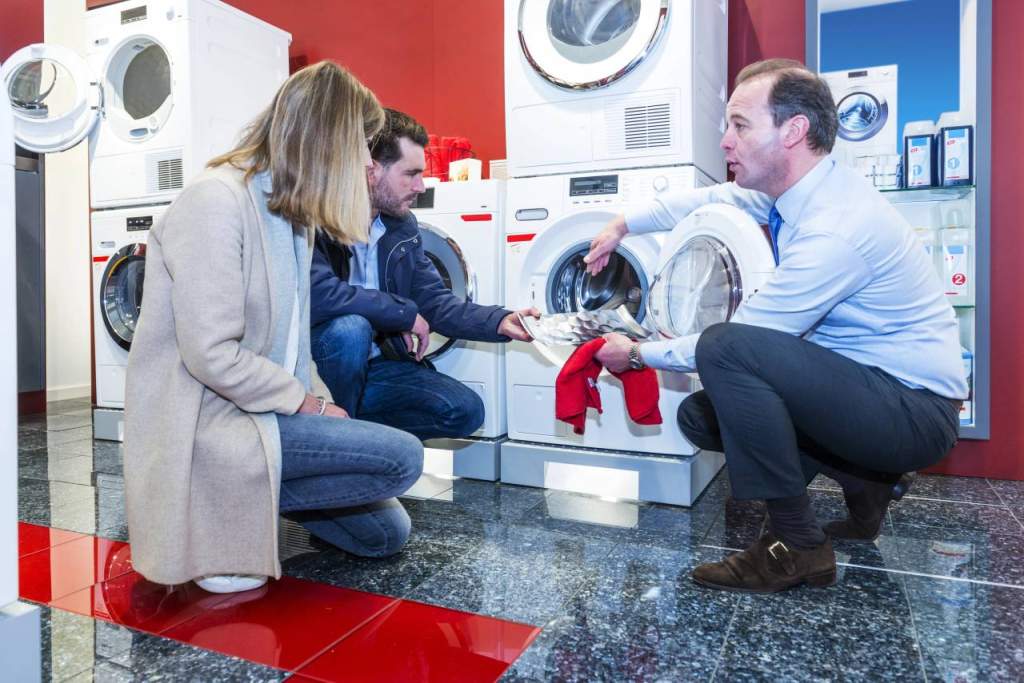 Quali domande ci poniamo quando dobbiamo acquistare un lavatrice?